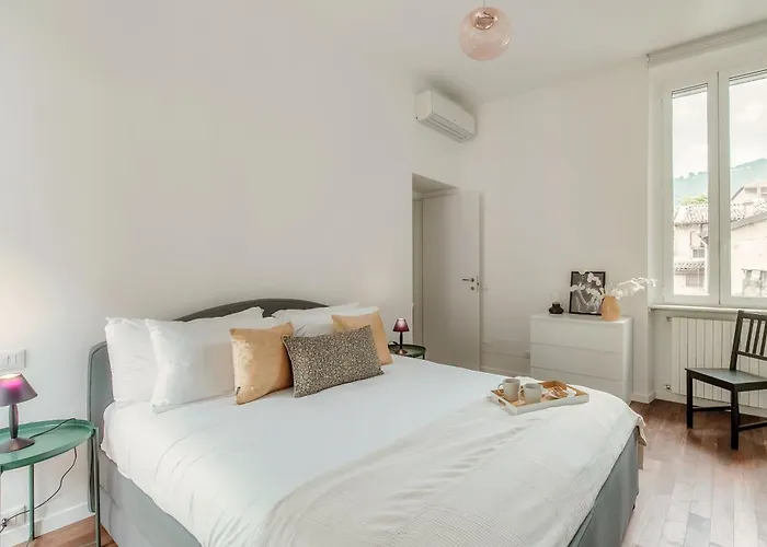 Appartement Midnight Borgo - By Myhomeincomo Côme