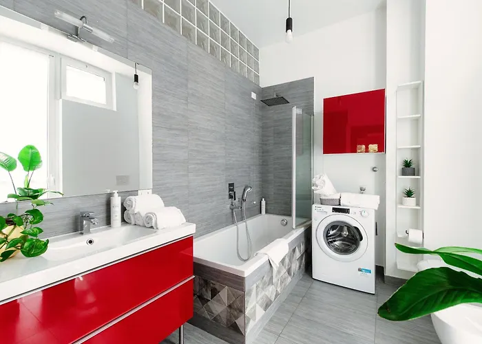 Midnight Borgo - By Myhomeincomo דירה *