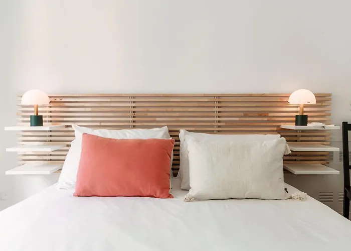 Midnight Borgo - By Myhomeincomo *