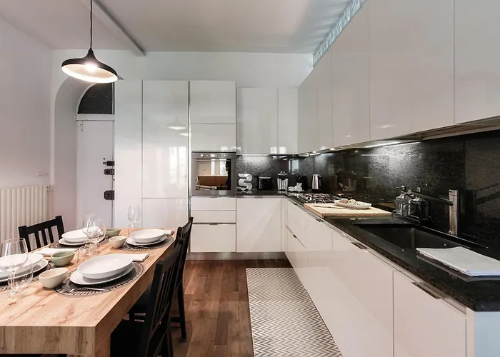 דירה Midnight Borgo - By Myhomeincomo