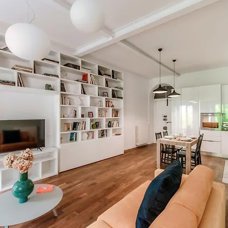 Midnight Borgo - By Myhomeincomo Апартаменты Комо